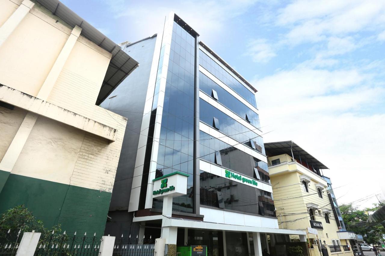 โอโย 61059 กรีน ไลฟ์ Hotel Kochi ภายนอก รูปภาพ